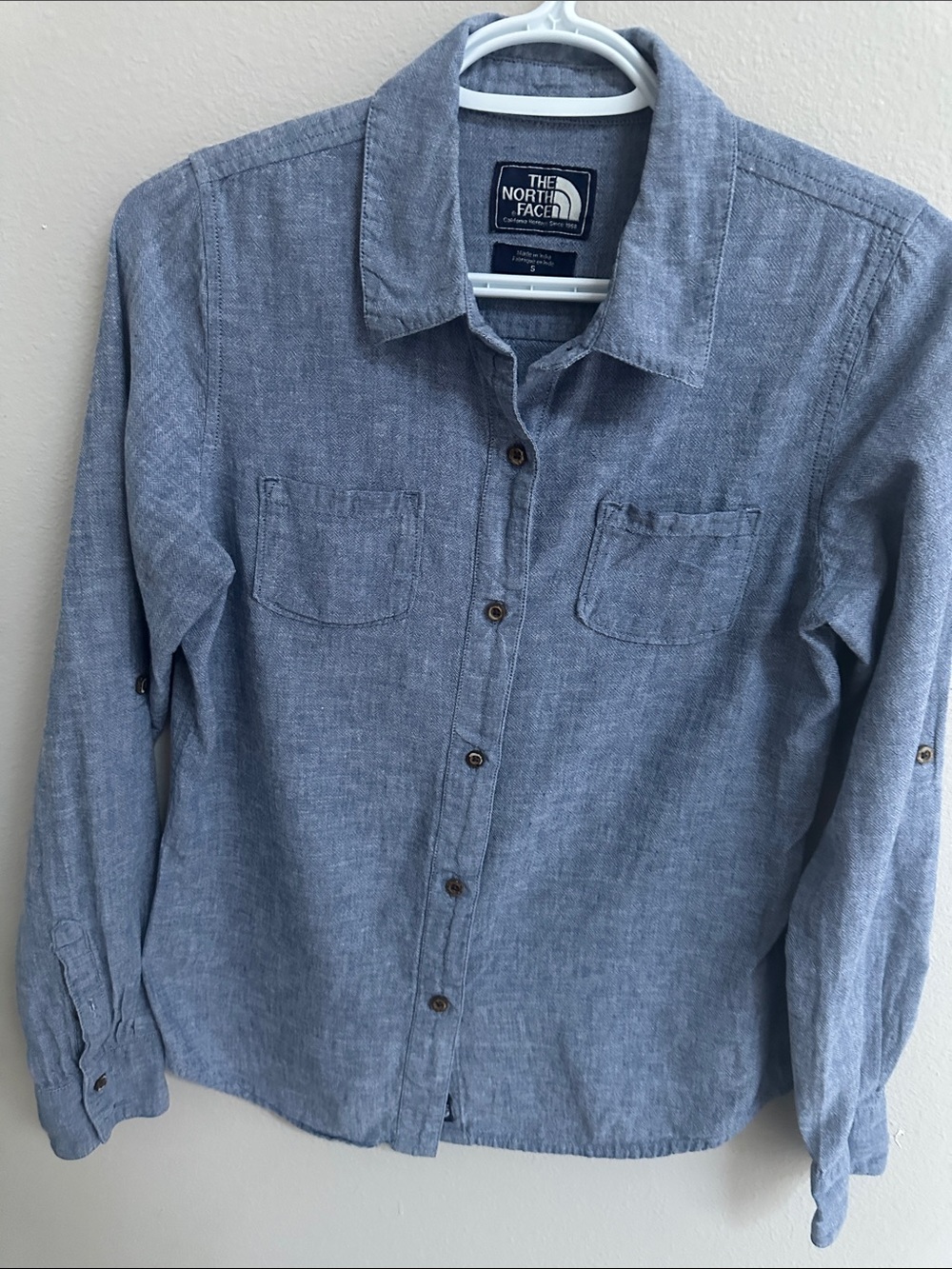 The North Face Light Blue Casual Button-Down Shirt, Linen/Cotton Blend, Small